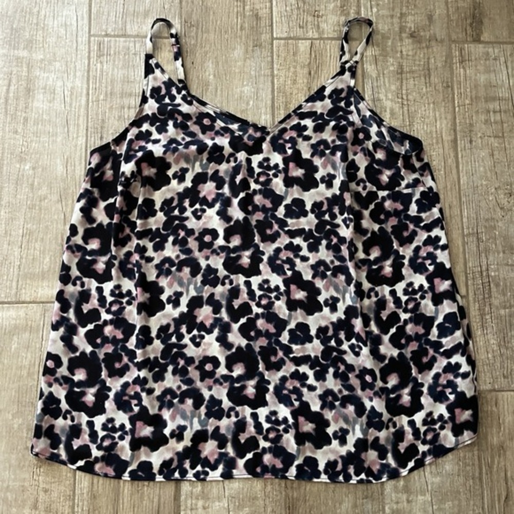 Torrid 2 Georgette Evening Tank Muted Leopard V Neck Swing Cami Top Black Mauve